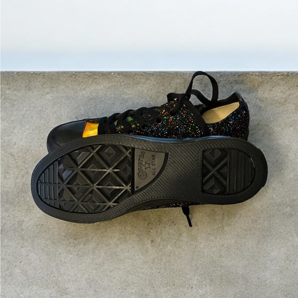 Converse Chuck Taylor Low Top BlackYellow Multi Color Dots. NWOB. - Picture 7 of 8